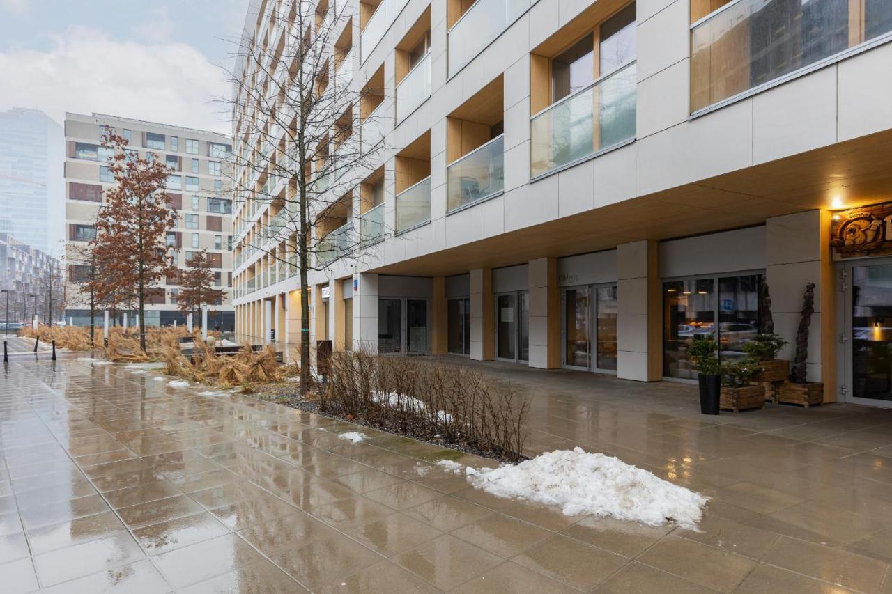 Cozy Apartments With Parking In The 19Th District By Noclegi Renters Varsovia Exterior foto