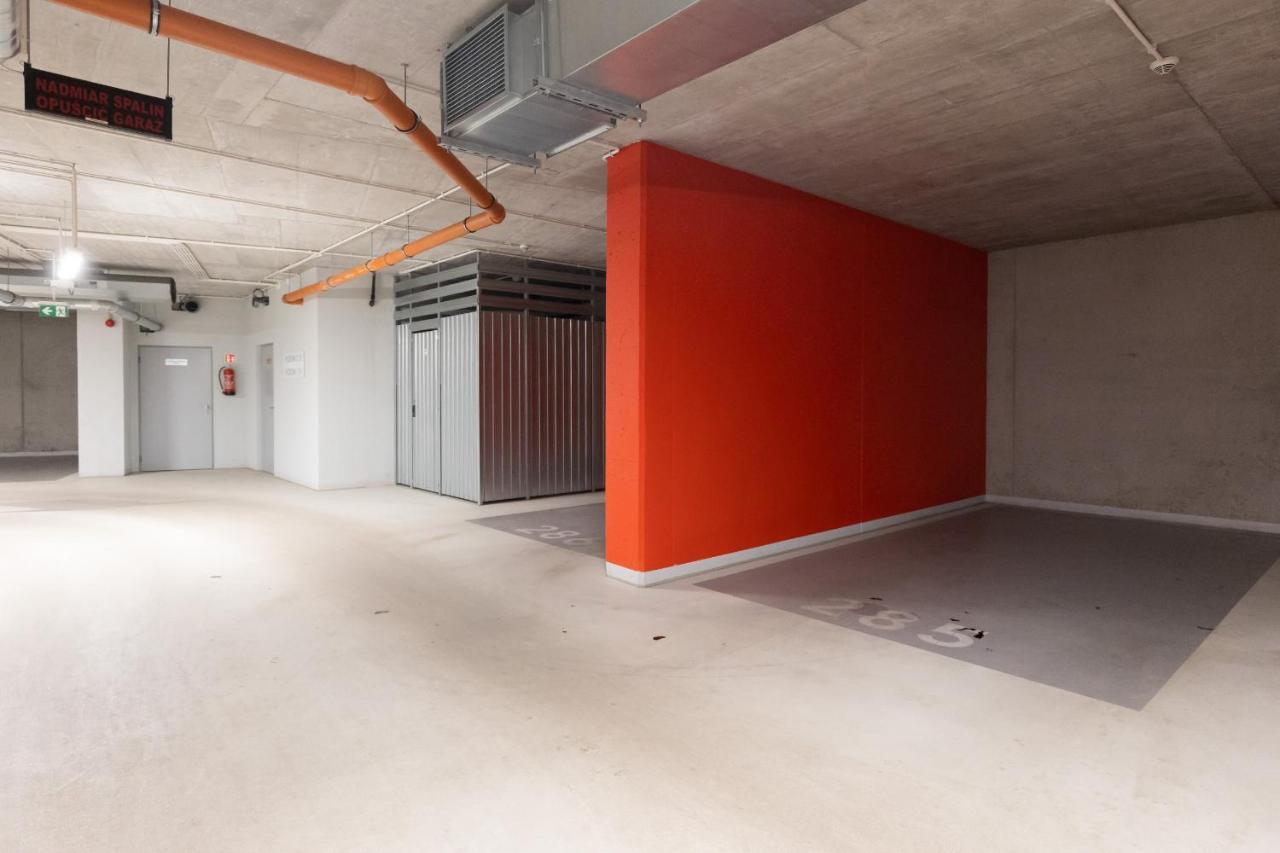 Cozy Apartments With Parking In The 19Th District By Noclegi Renters Varsovia Exterior foto